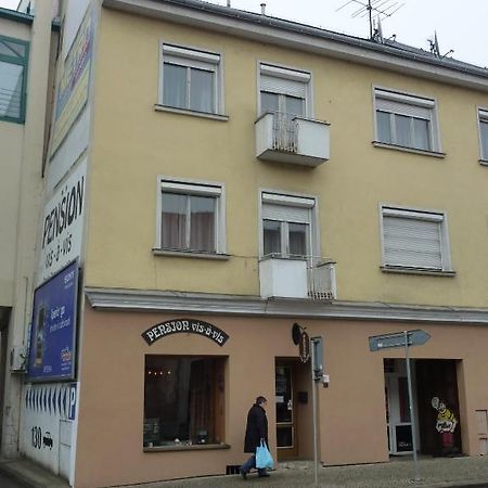 Penzion Vis A Vis Тршебич Экстерьер фото